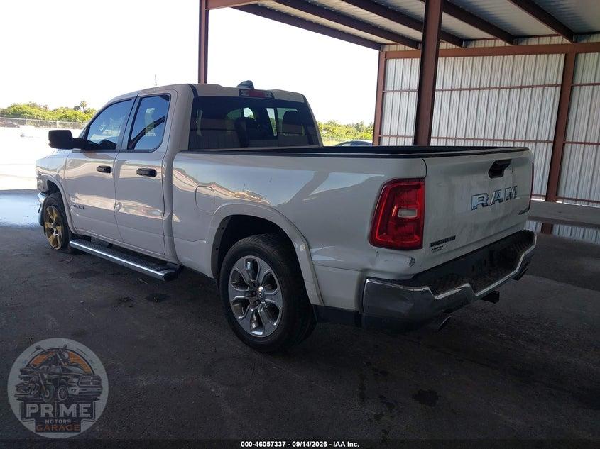 2025 RAM 1500 BIG HORN CREW CAB 4X4 6'4 BOX — фото 3