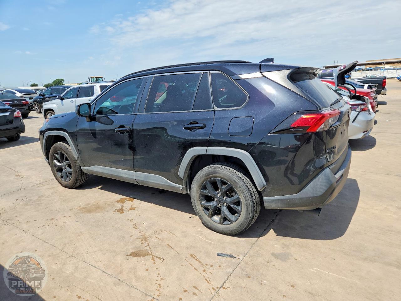 2021 TOYOTA RAV4 — фото 2