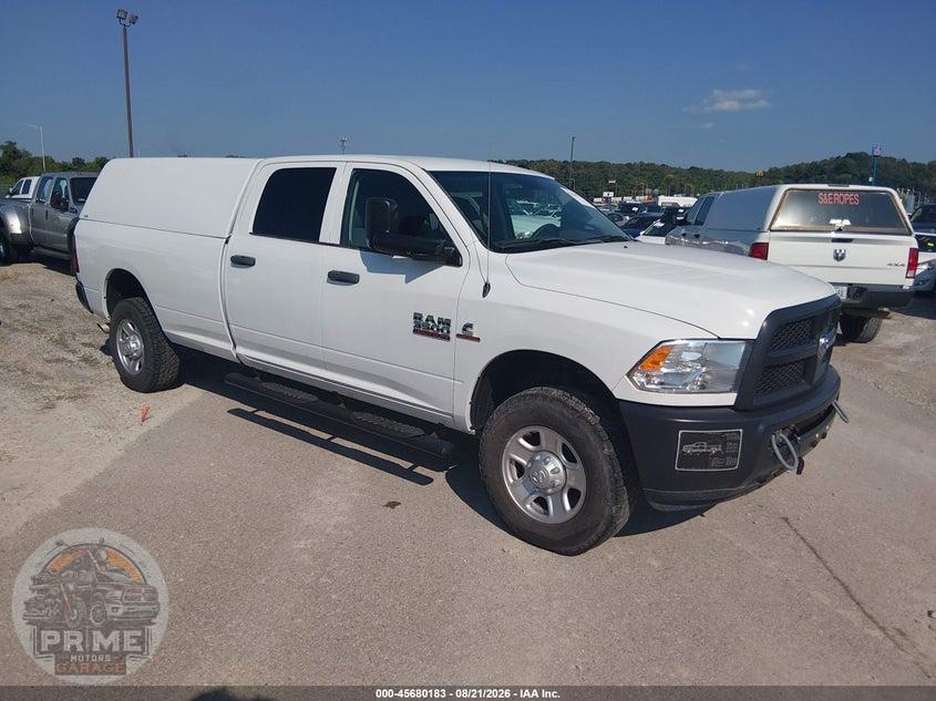 2017 RAM 3500 TRADESMAN  4X4 8' BOX — фото 1