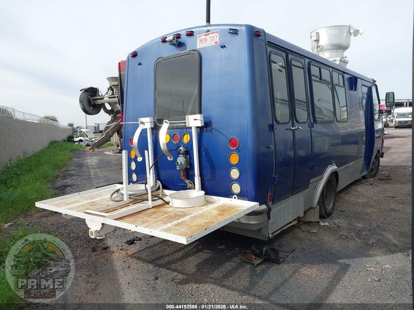 2001 WORKHORSE CUSTOM CHASSIS MOTORHOME CHASSIS P3500 — фото 4