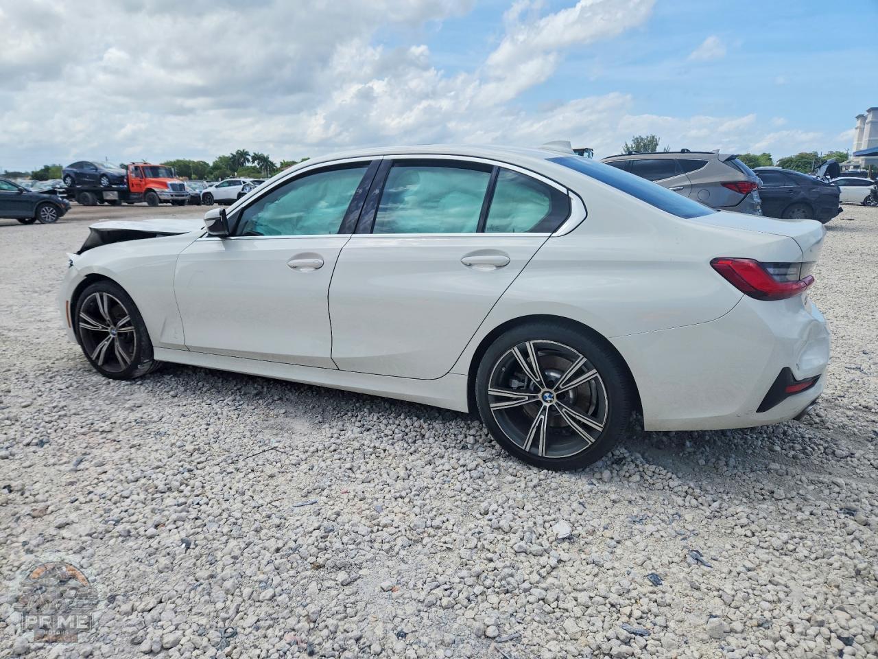 2021 BMW 3 SERIES — фото 2