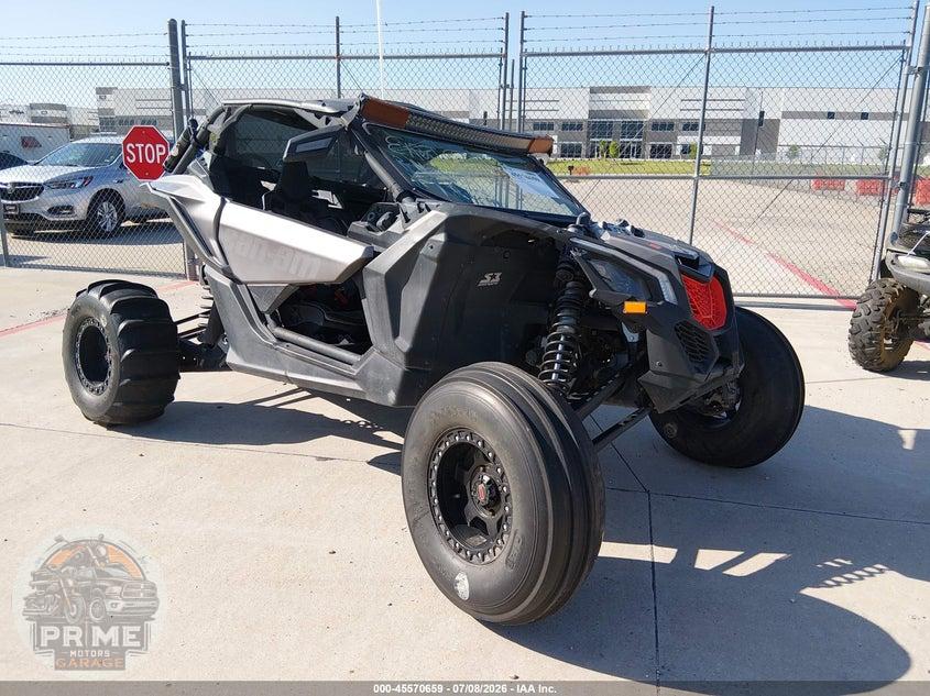 2018 CAN-AM MAVERICK X3 X RS TURBO R — фото 1