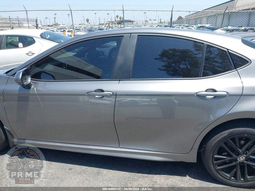 2026 TOYOTA CAMRY SE — фото 15