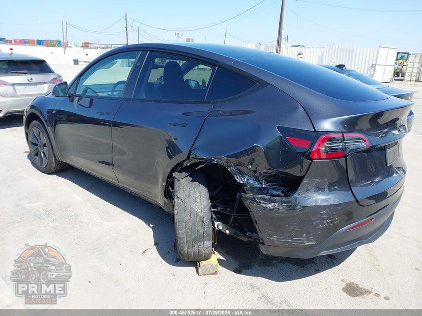 2024 TESLA MODEL Y LONG RANGE DUAL MOTOR ALL-WHEEL DRIVE — фото 6