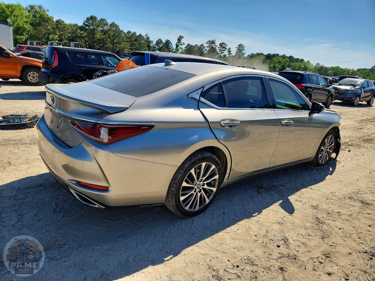 2020 LEXUS ES — фото 3