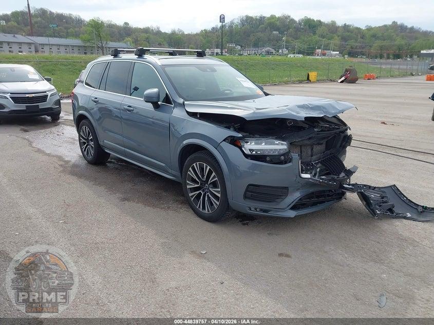 2020 VOLVO XC90 T6 MOMENTUM 7 PASSENGER — фото 1