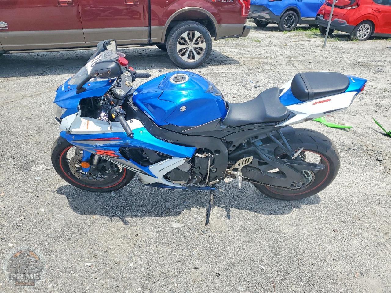 2009 SUZUKI GSX R750 — фото 3