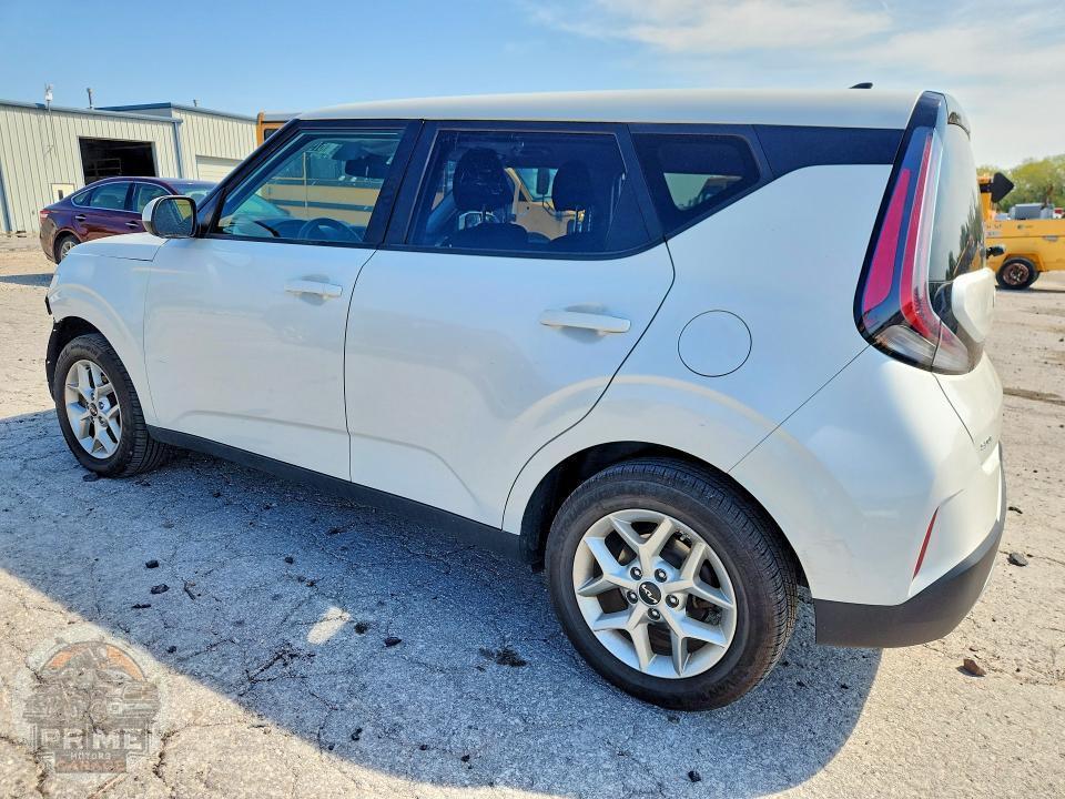 2025 KIA SOUL — фото 2