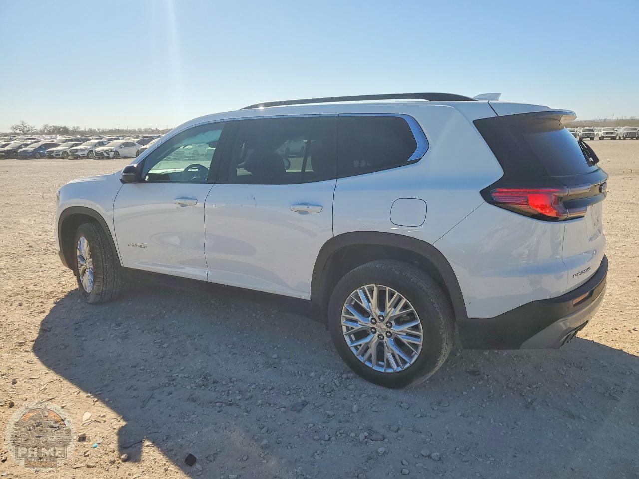 2025 GMC ACADIA — фото 4
