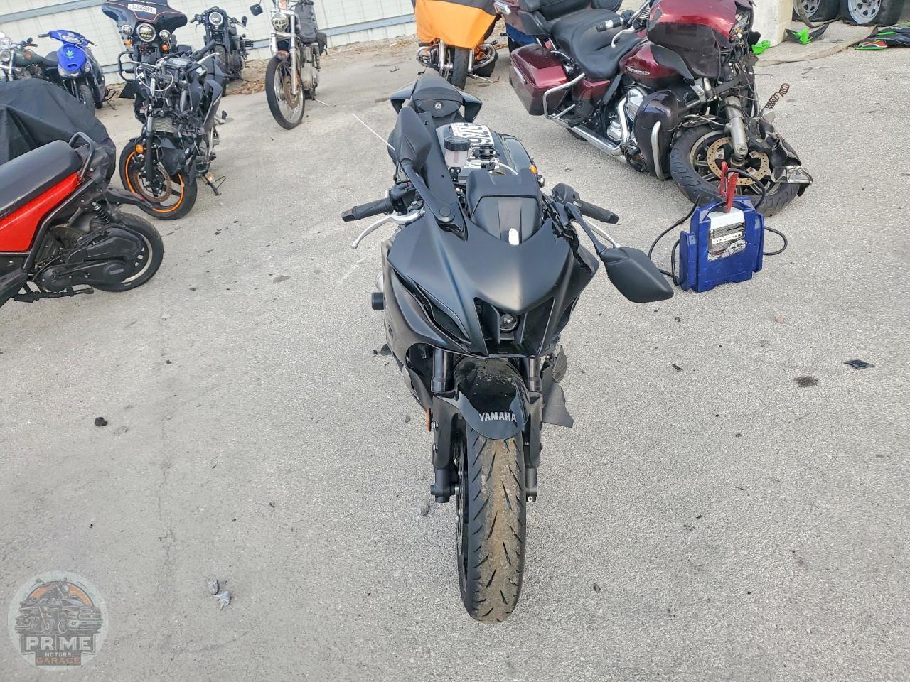 2025 YAMAHA YZFR7 — фото 2