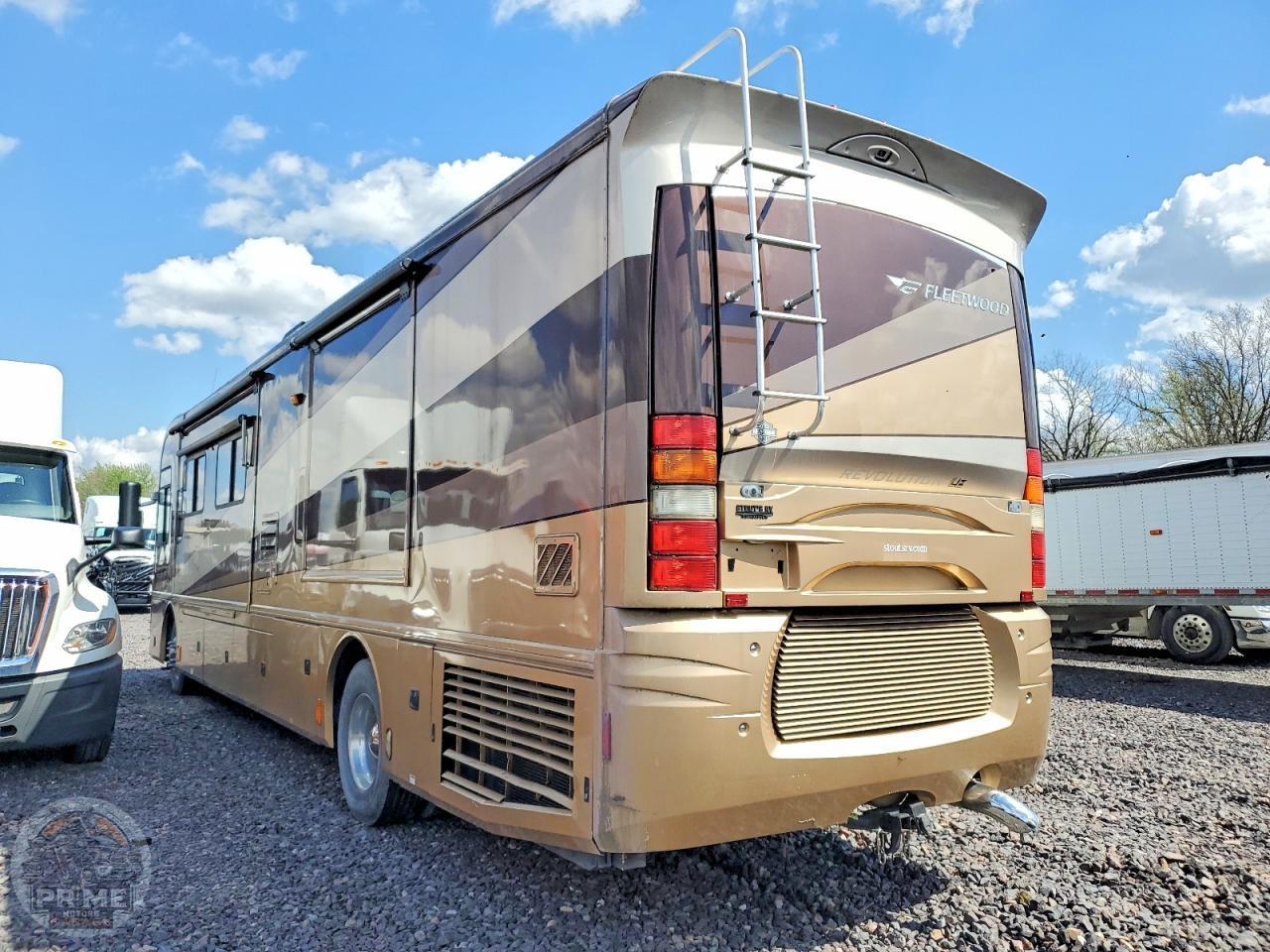 2005 SPARTAN MOTORS MOTORHOME — фото 6