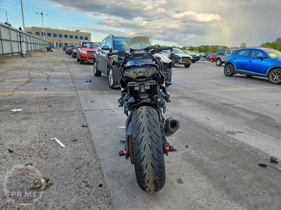 2017 YAMAHA FZ10 — фото 4