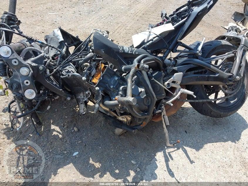 2018 YAMAHA MT09 — фото 15