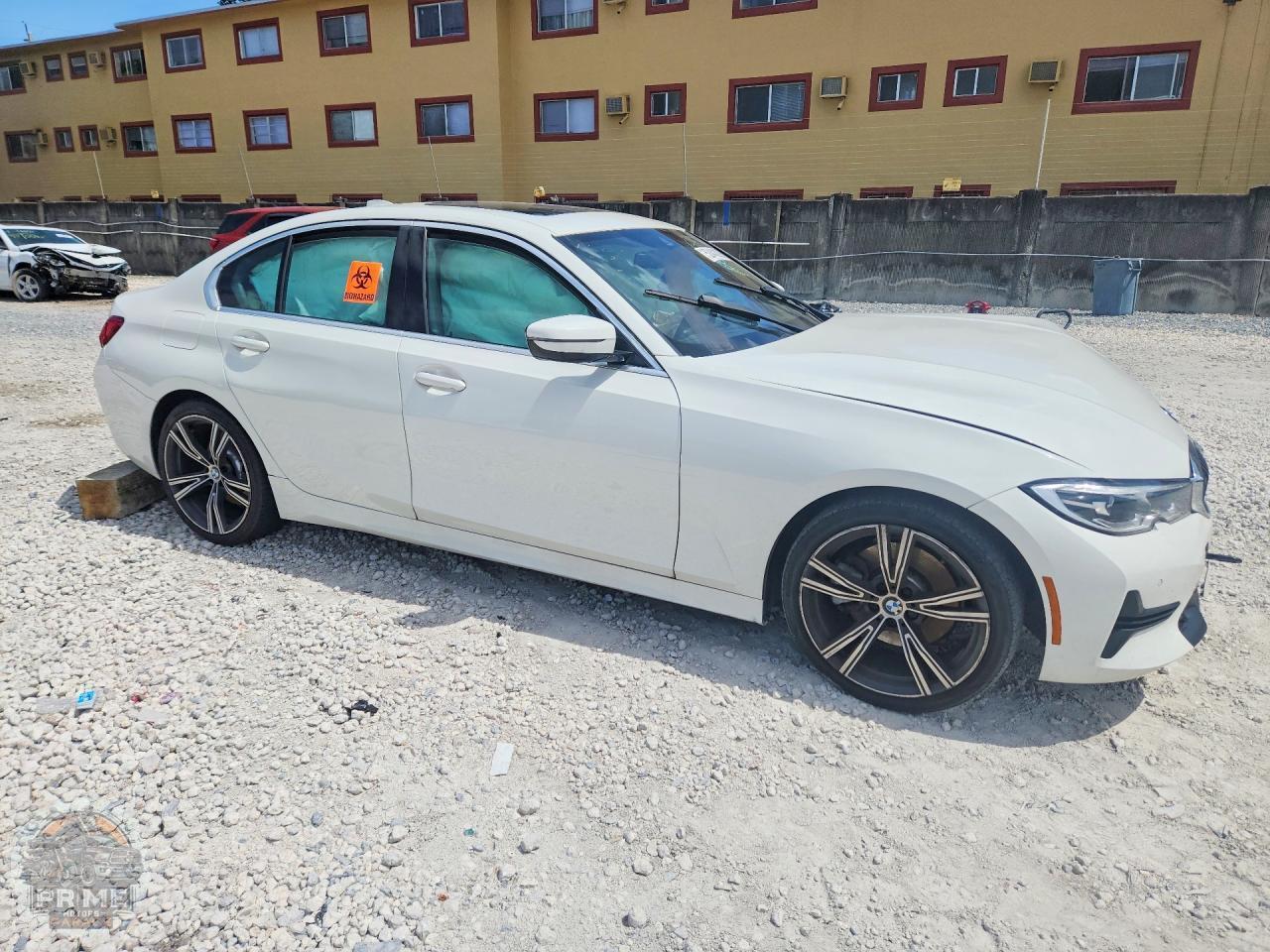 2021 BMW 3 SERIES — фото 4