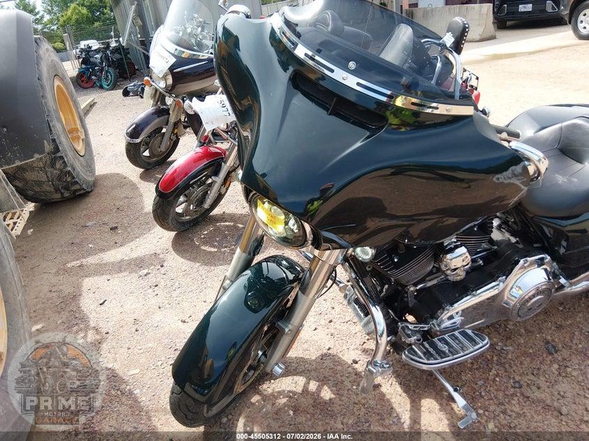 2014 HARLEY-DAVIDSON FLHX (STREET GLIDE) STREET GLIDE — фото 2
