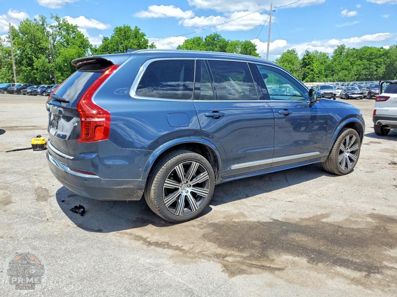 2025 VOLVO XC90 — фото 3