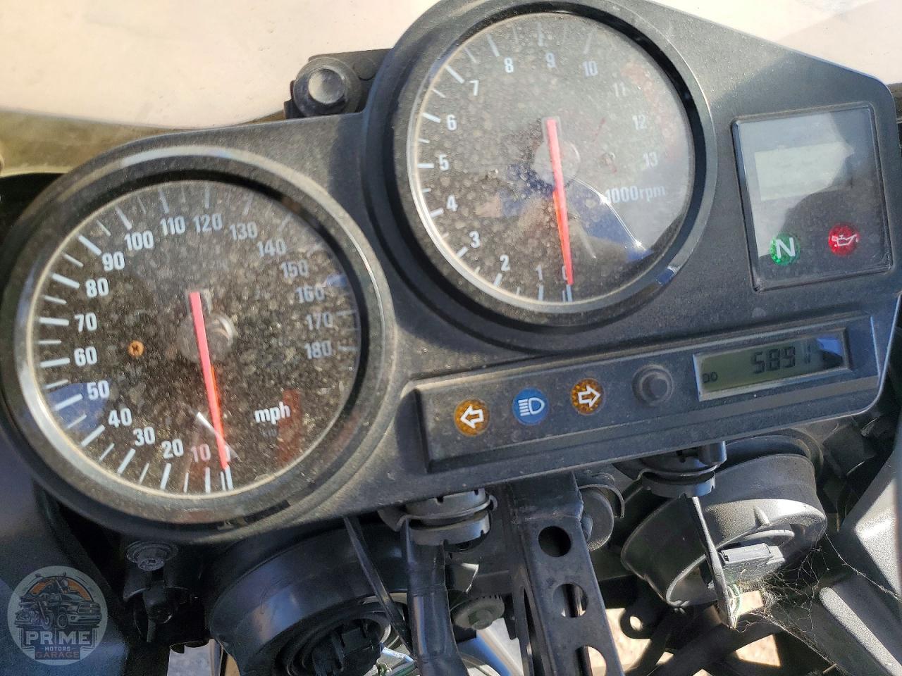 1998 HONDA CBR900 — фото 7