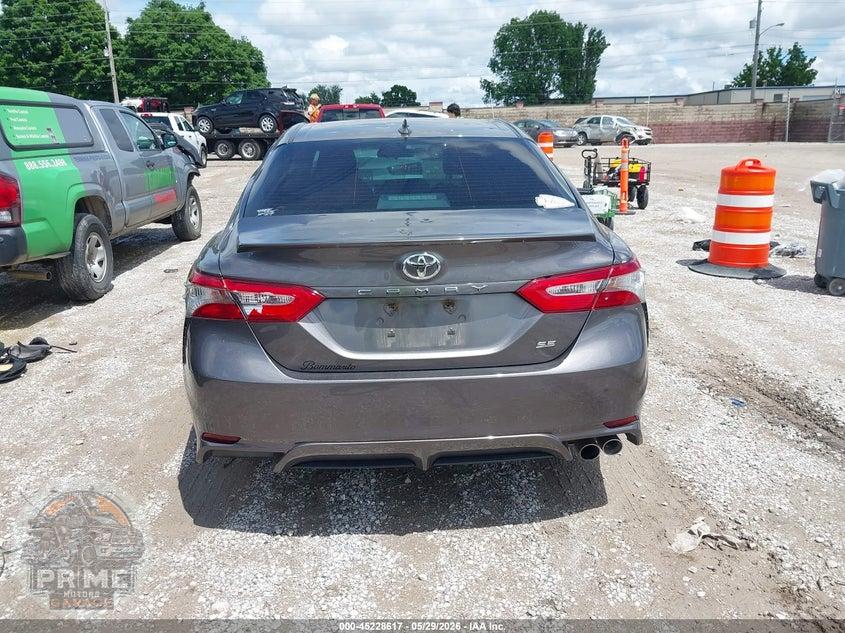 2019 TOYOTA CAMRY SE — фото 16