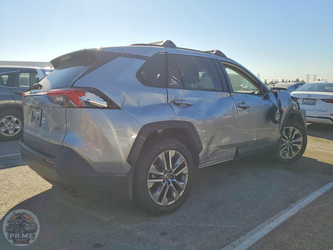 2022 TOYOTA RAV4 — фото 3