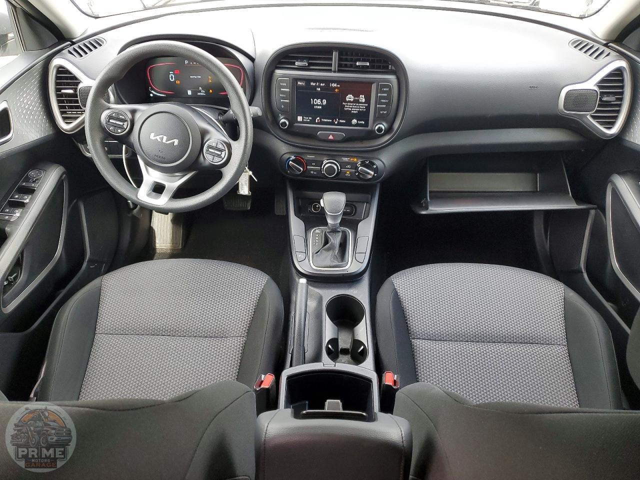 2025 KIA SOUL — фото 8