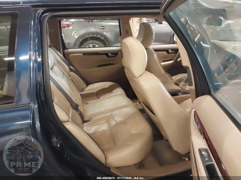 2003 VOLVO V70 2.4L TURBO — фото 8