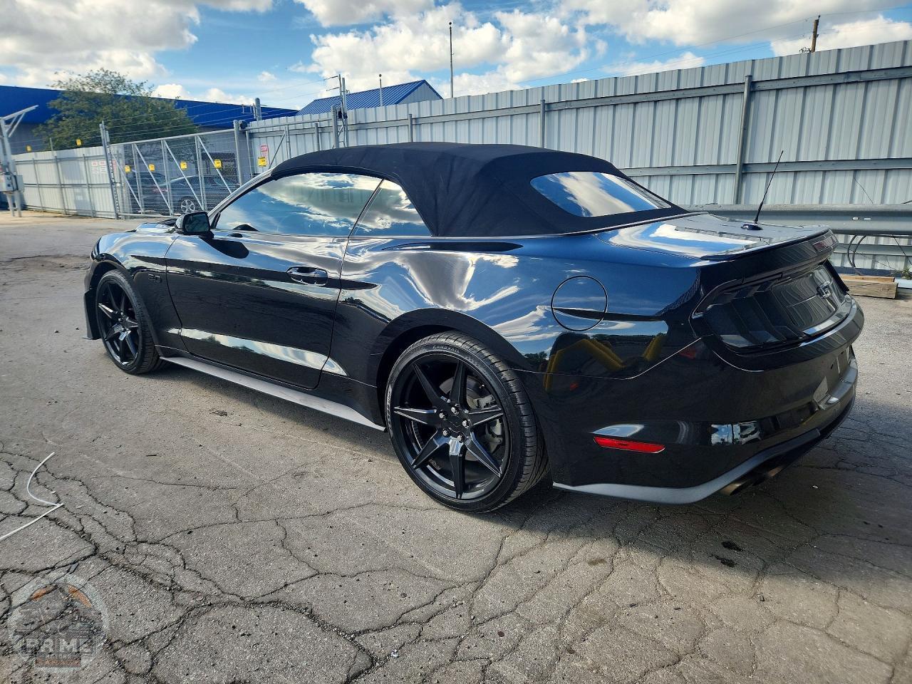 2020 FORD MUSTANG — фото 2