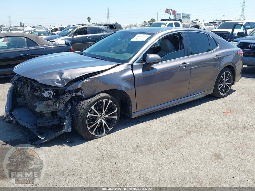 2019 TOYOTA CAMRY SE — фото 2