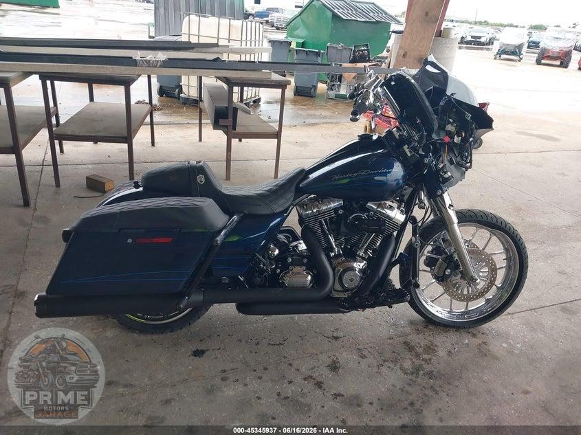 2013 HARLEY-DAVIDSON FLTRX (ROAD GLIDE, ROAD GLIDE CUSTOM) ROAD GLIDE CUSTOM — фото 13