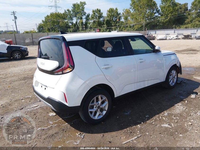 2023 KIA SOUL LX — фото 4
