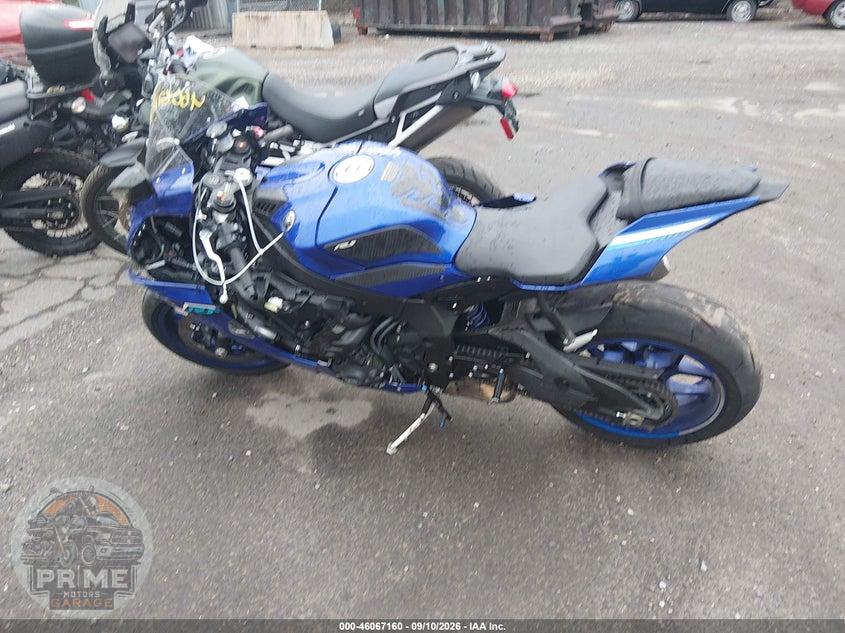 2025 YAMAHA YZF1000 — фото 13