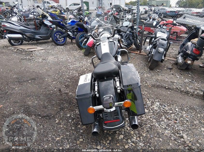 2012 HARLEY-DAVIDSON FLHR (ROAD KING) ROAD KING — фото 6