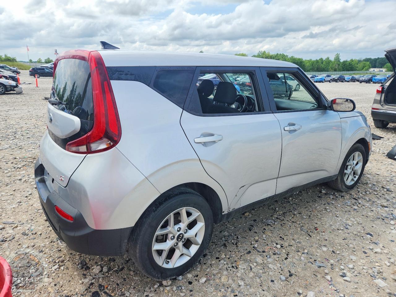 2021 KIA SOUL — фото 3