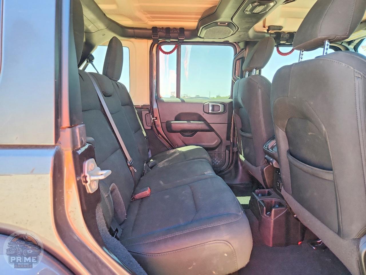 2020 JEEP WRANGLER — фото 11