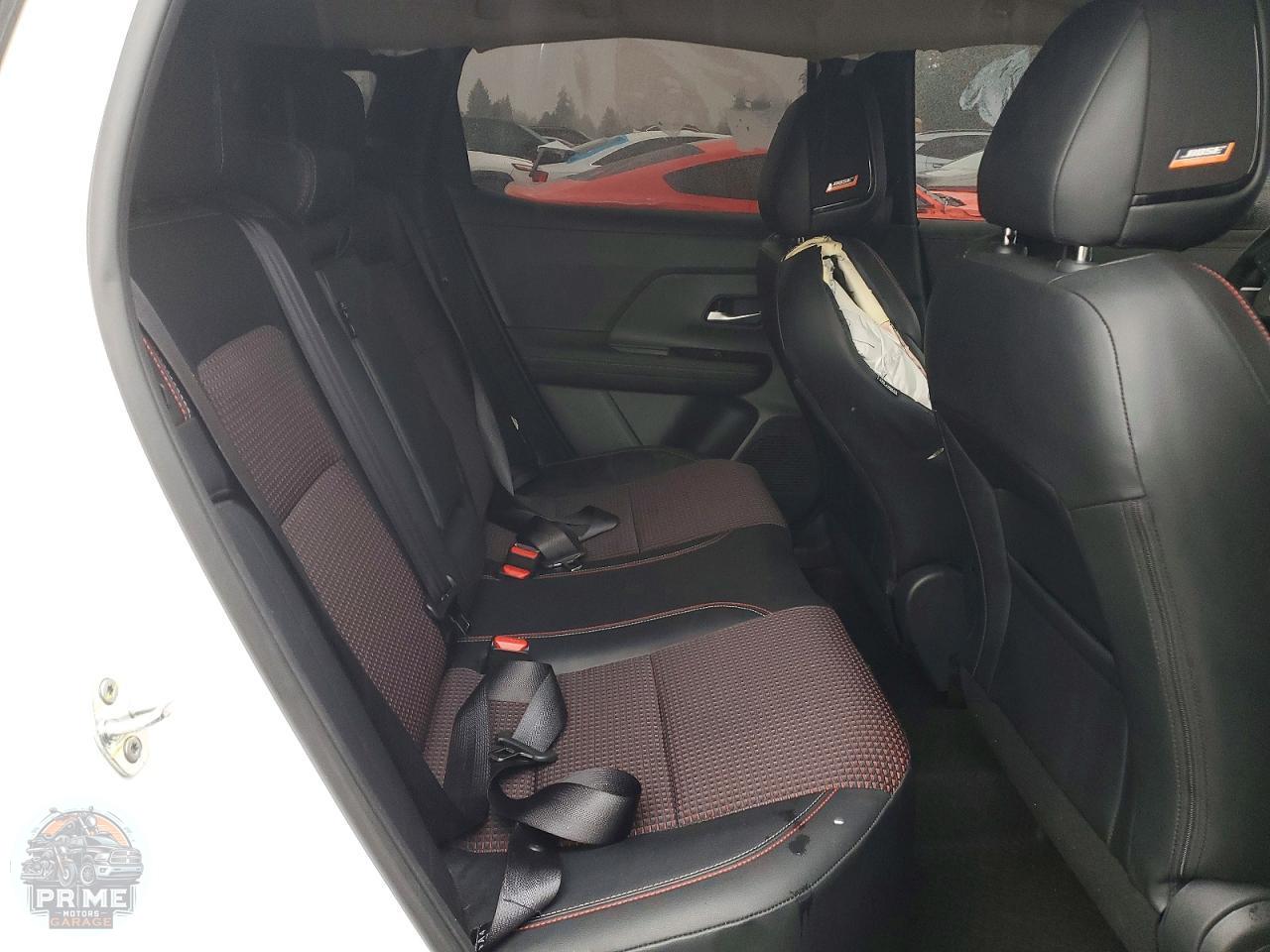 2025 NISSAN KICKS — фото 10