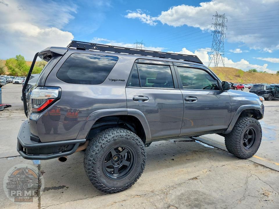 2020 TOYOTA 4RUNNER — фото 3