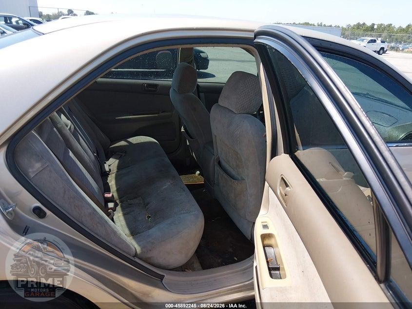 2004 TOYOTA CAMRY LE — фото 8