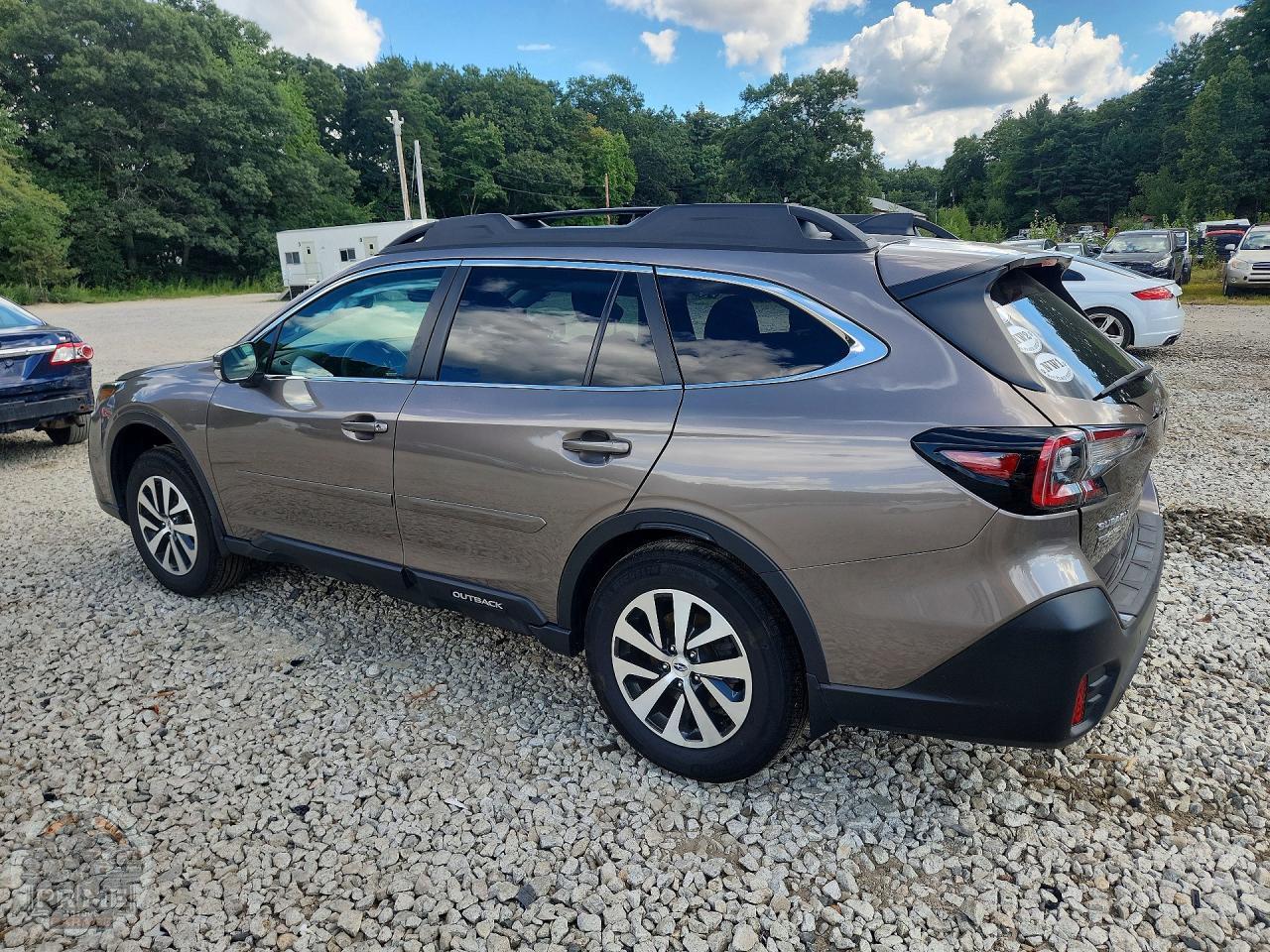 2022 SUBARU OUTBACK — фото 2