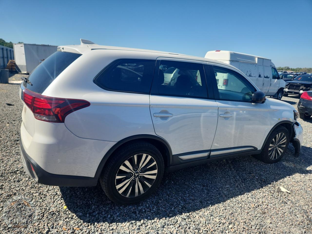 2020 MITSUBISHI OUTLANDER — фото 3