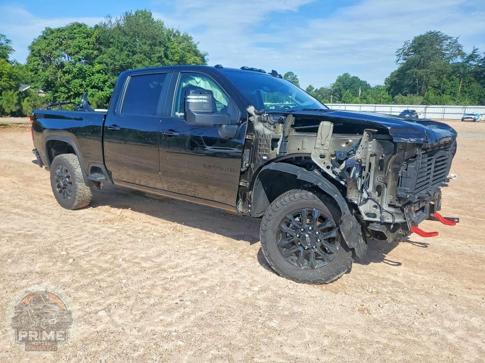 2026 CHEVROLET SILVERADO — фото 4