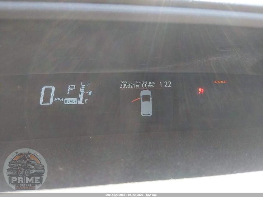 2015 TOYOTA PRIUS C ONE — фото 7