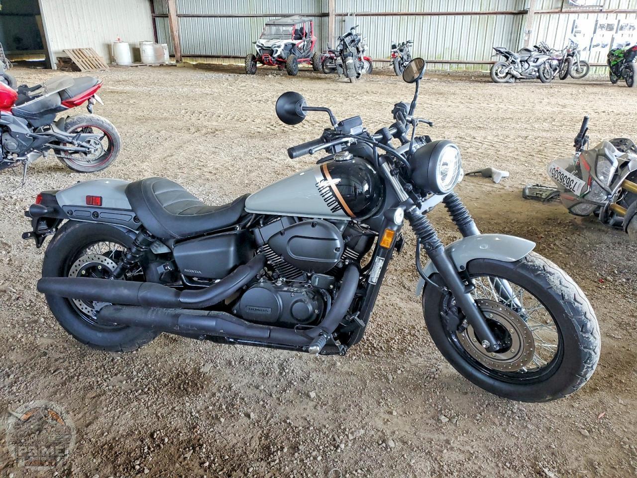 2024 HONDA VT750 — фото 1