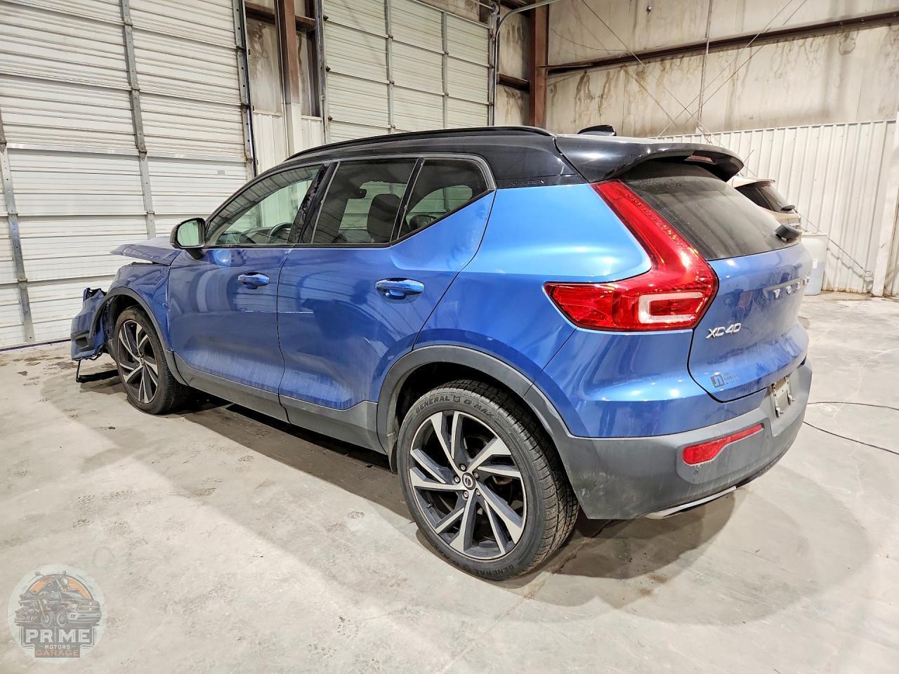 2020 VOLVO XC40 — фото 2