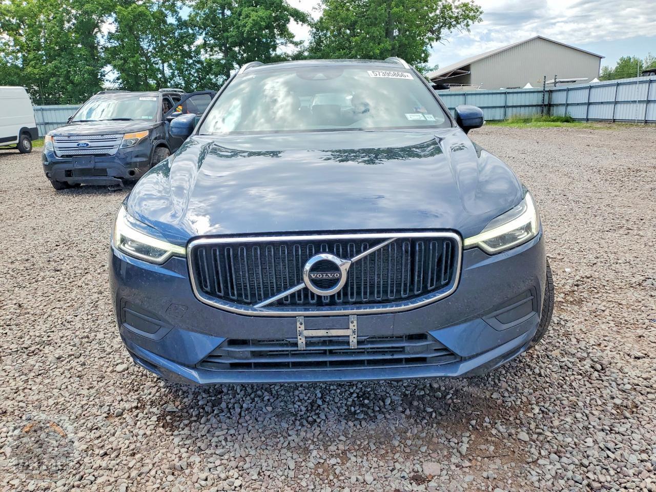 2020 VOLVO XC60 — фото 5