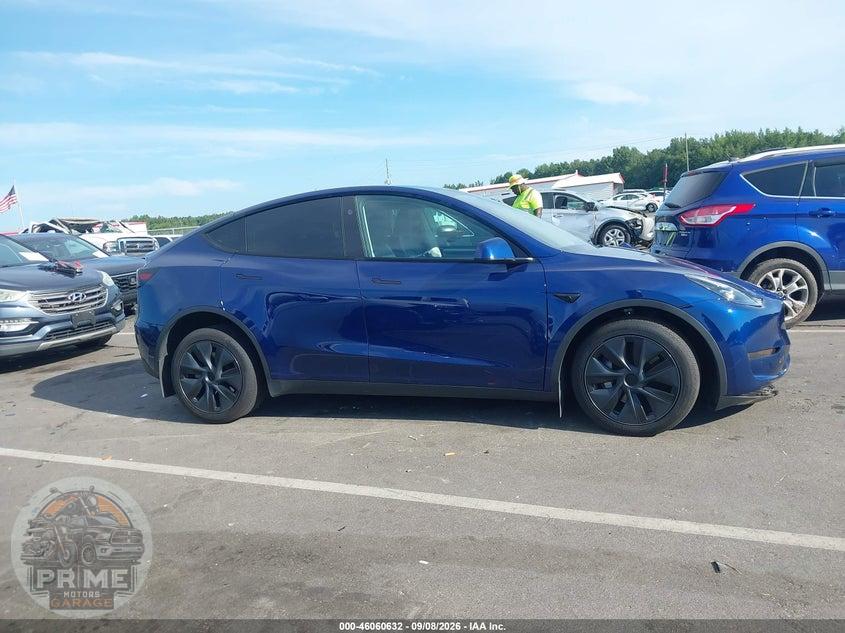 2024 TESLA MODEL Y LONG RANGE SINGLE MOTOR REAR-WHEEL DRIVE/RWD — фото 12
