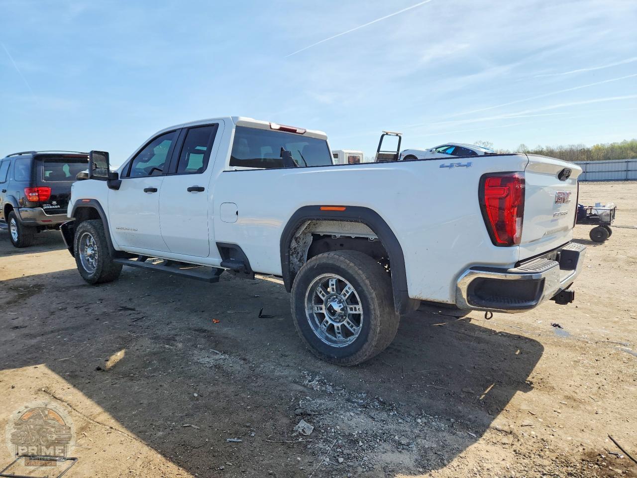 2022 GMC SIERRA — фото 2