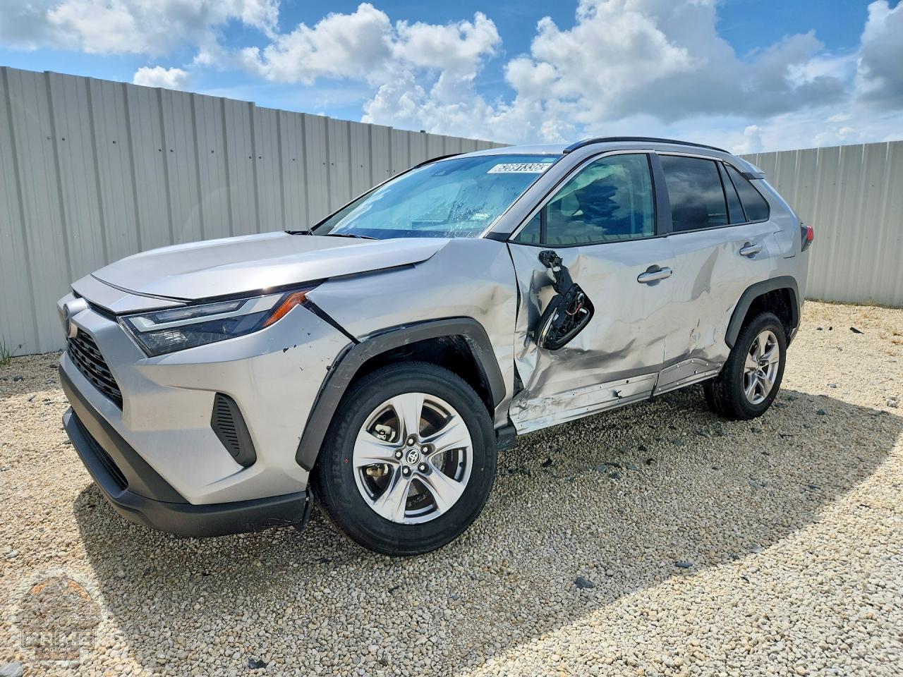 2025 TOYOTA RAV4 — фото 1