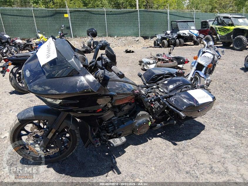 2024 HARLEY-DAVIDSON FLTRXSTSE (CVO ROAD GLIDE ST) — фото 2