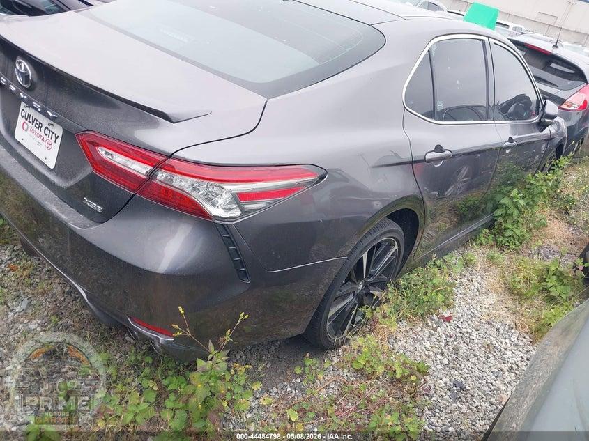 2019 TOYOTA CAMRY XSE — фото 4