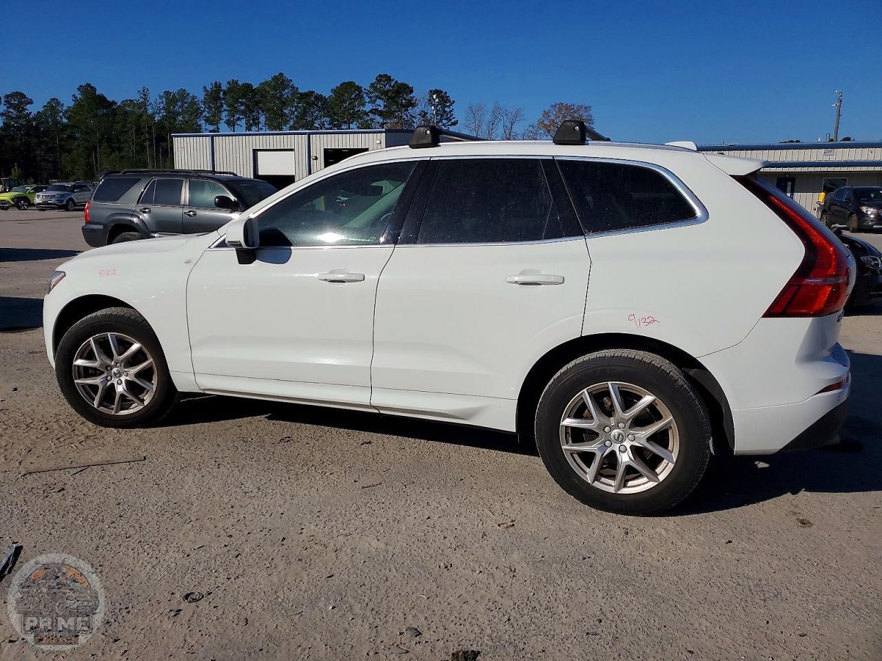 2020 VOLVO XC60 — фото 2