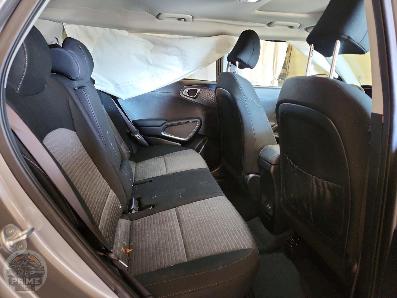 2023 KIA SOUL — фото 10